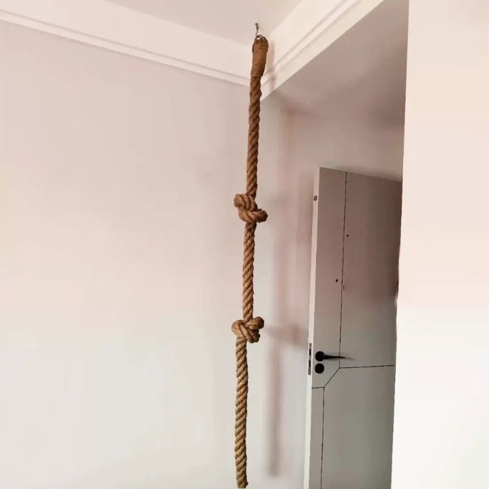 Cat climbing rope with hook suitable for indoor and outdoor